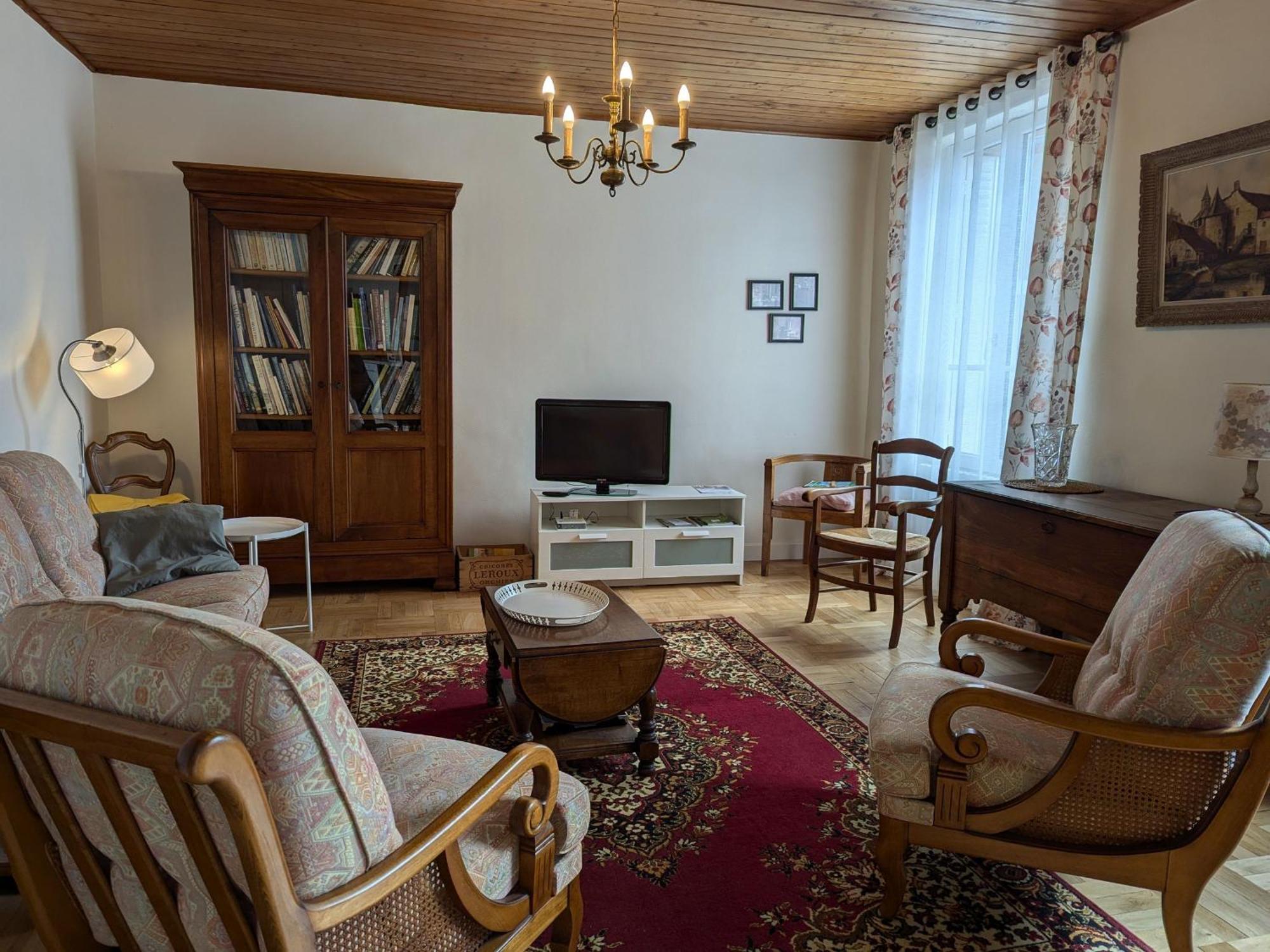 Gite Champetre A Mareau-Aux-Pres: Terrasse, Jardin, Et Confort Pour 6 Personnes - Fr-1-590-140 Екстер'єр фото
